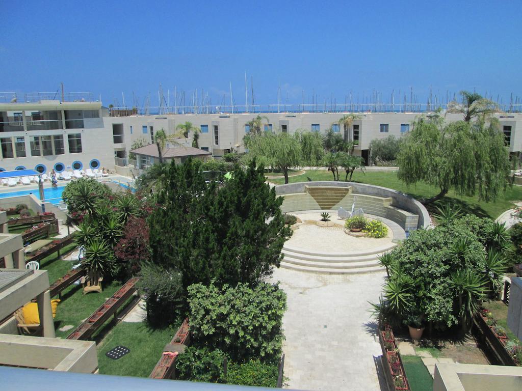 Michelle Suites Herzelia Pituach Buitenkant foto